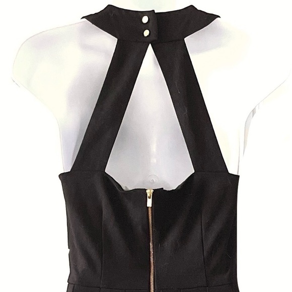 LBD w/ Pockets! - Picture 2 of 6